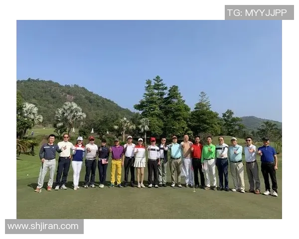 广州羽毛球队与重庆羽毛球队赛后状态分析与复盘总结